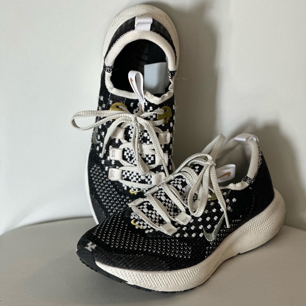 Nike Black and White Athletic Shoes